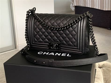 chanel black boyfriend bag